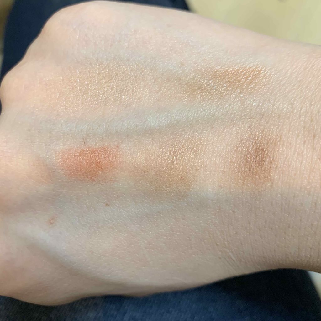 ブライトアップアイシャドウ/media/単色アイシャドウを使ったクチコミ（2枚目）