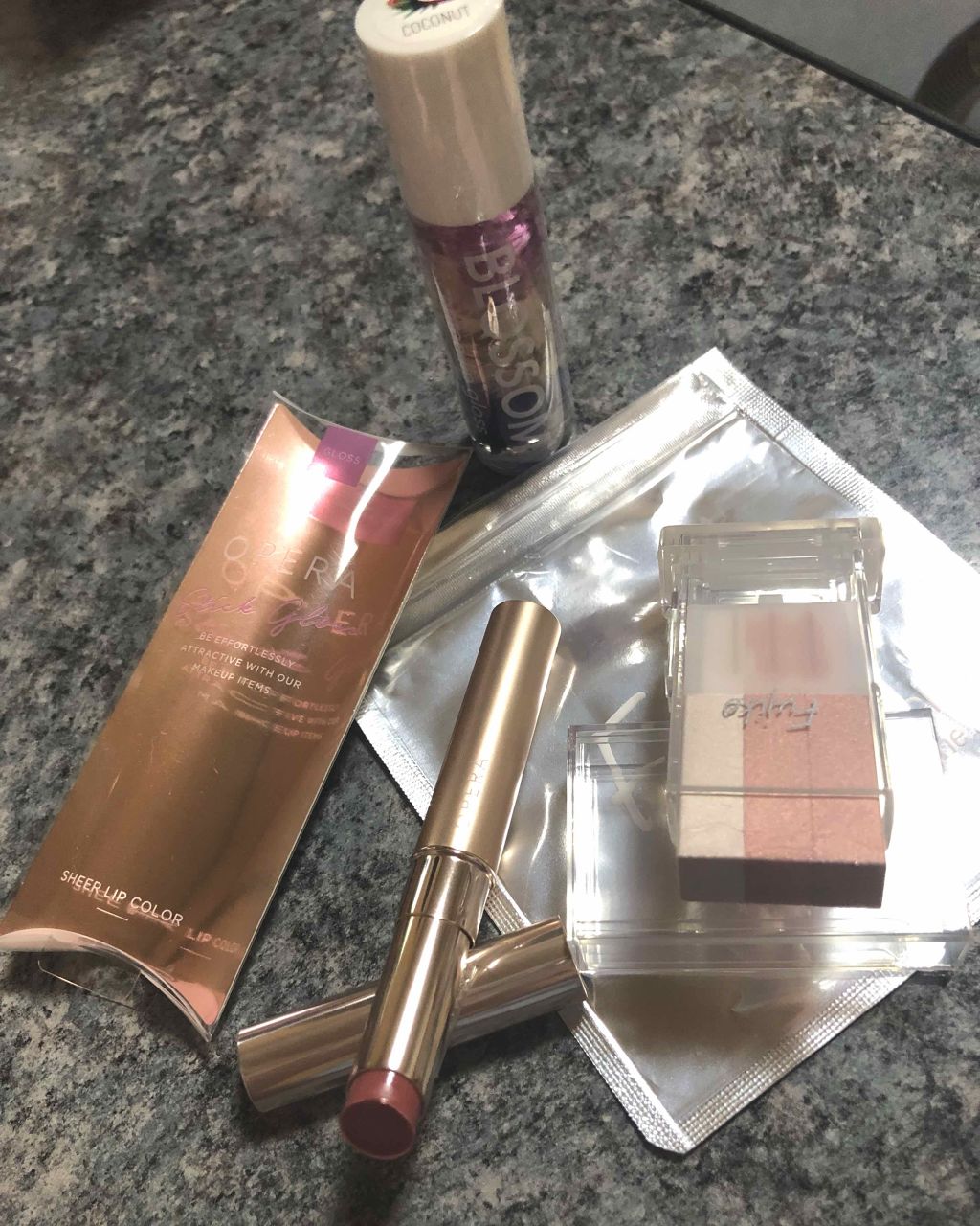 オペラ シアーリップカラー RN/OPERA/リップグロスを使ったクチコミ(2枚目)