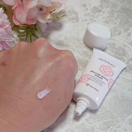 ir_uuy on LIPS 「ミックコスモ様よりべっぴんボディメローホワイトセラムお試しさせ..」(4枚目)