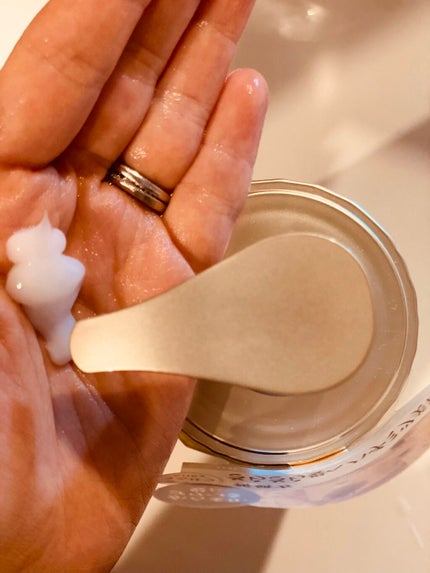 シルキー スムースモイスチャー シャンプー 1.0/ヘアトリートメント 2.0/&honey/市販シャンプーを使ったクチコミ(5枚目)