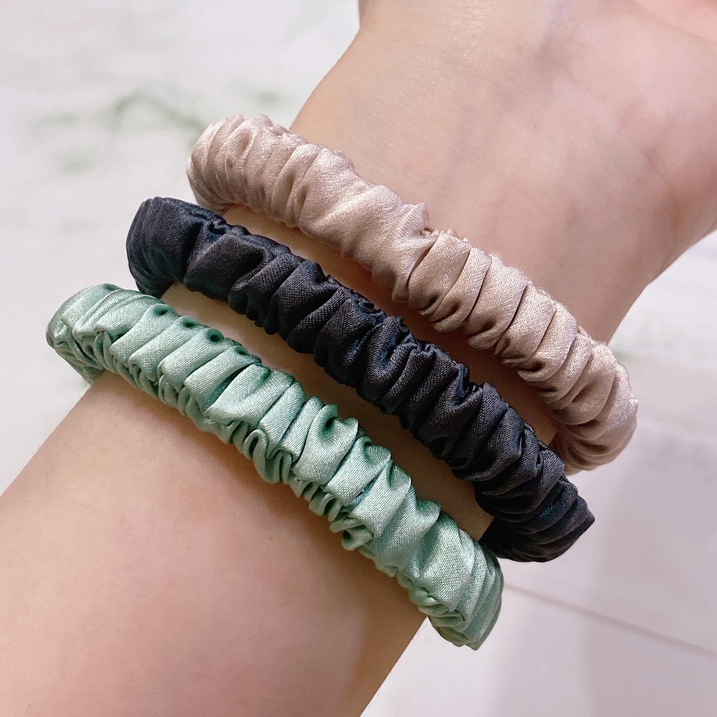 シルクヘアゴム/SEAWIND/ヘアアクセサリーを使ったクチコミ（3枚目）