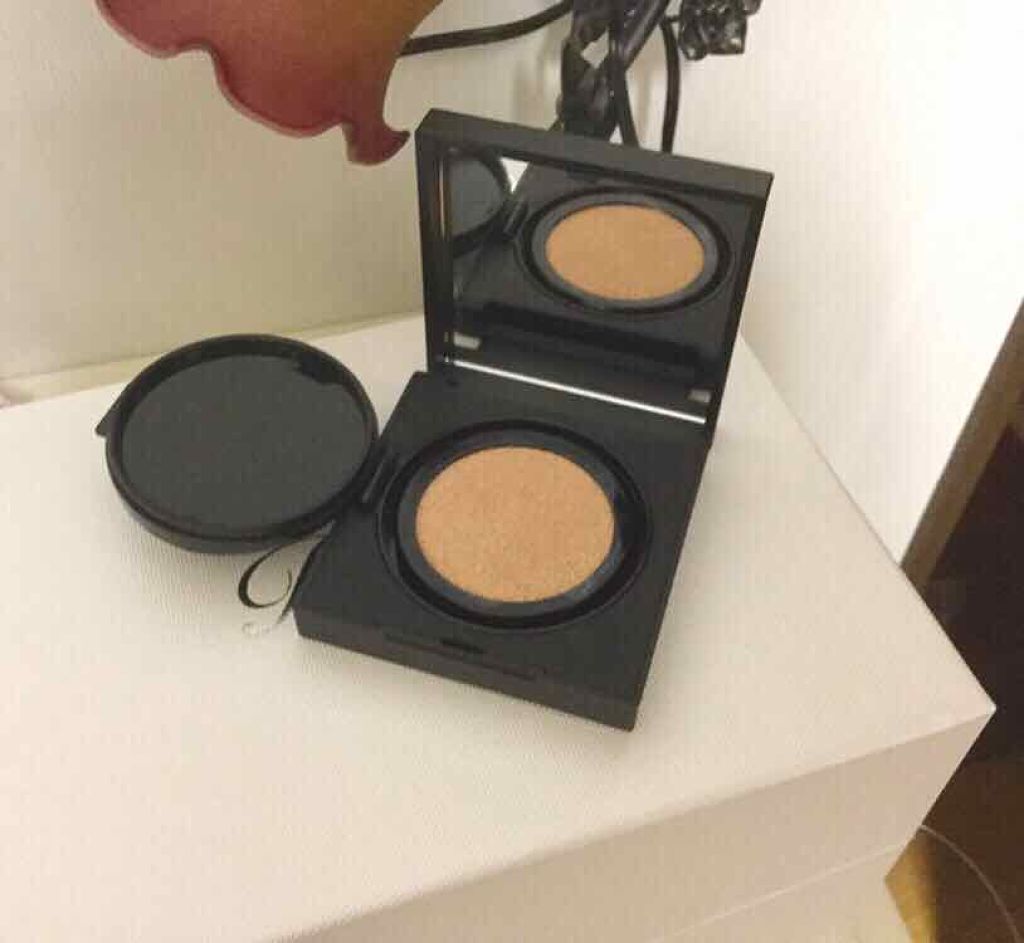 ナチュラルラディアント ロングウェア クッションファンデーション/NARS/クッションファンデーションを使ったクチコミ(2枚目)