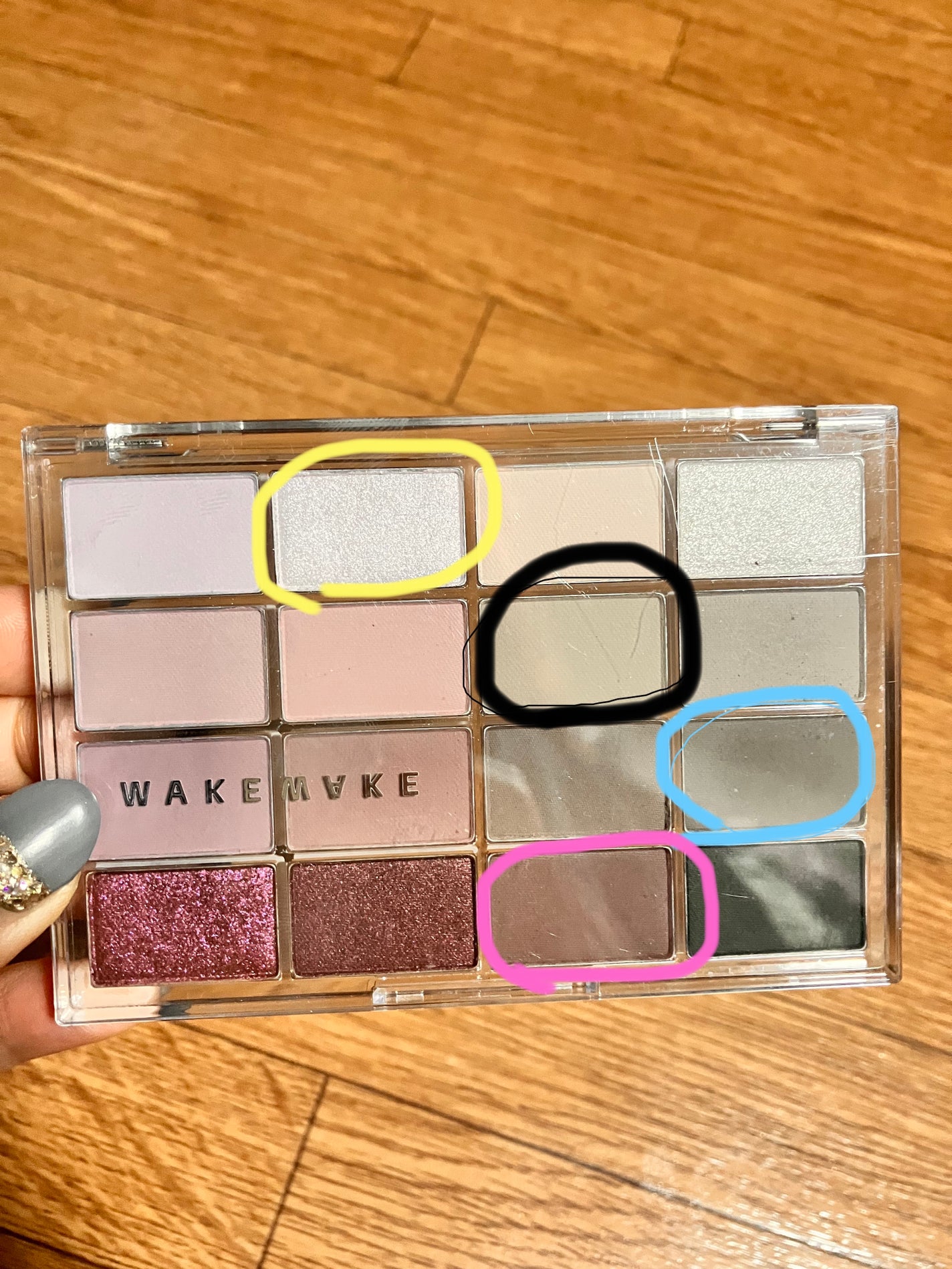 ソフトブラーリングアイパレット/wakemake/アイシャドウパレットを使ったクチコミ(1枚目)