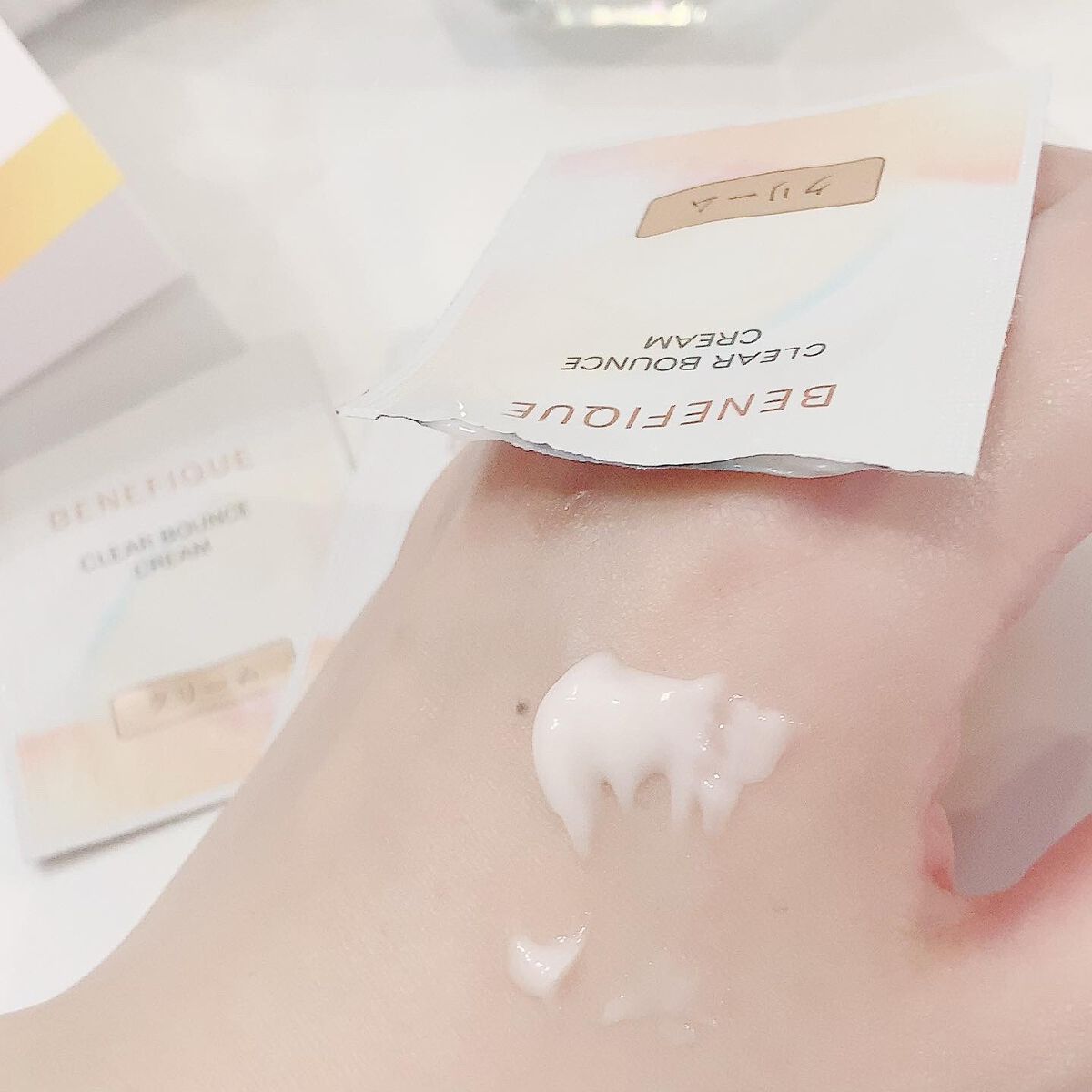 クリアバウンスクリーム /BENEFIQUE/フェイスクリームを使ったクチコミ(2枚目)