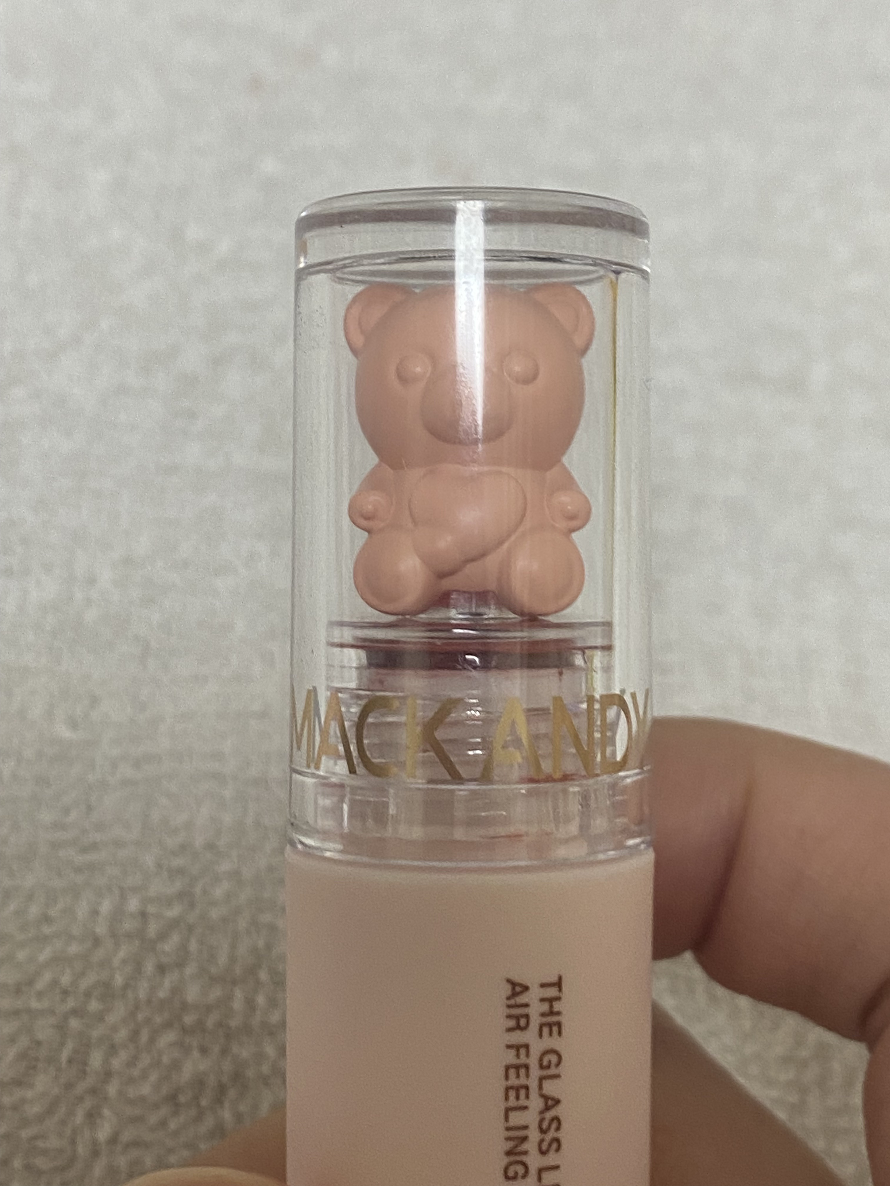 リトルベアガールズエアーフィーリングダズントタッチザグロス/MACK ANDY/口紅を使ったクチコミ（2枚目）