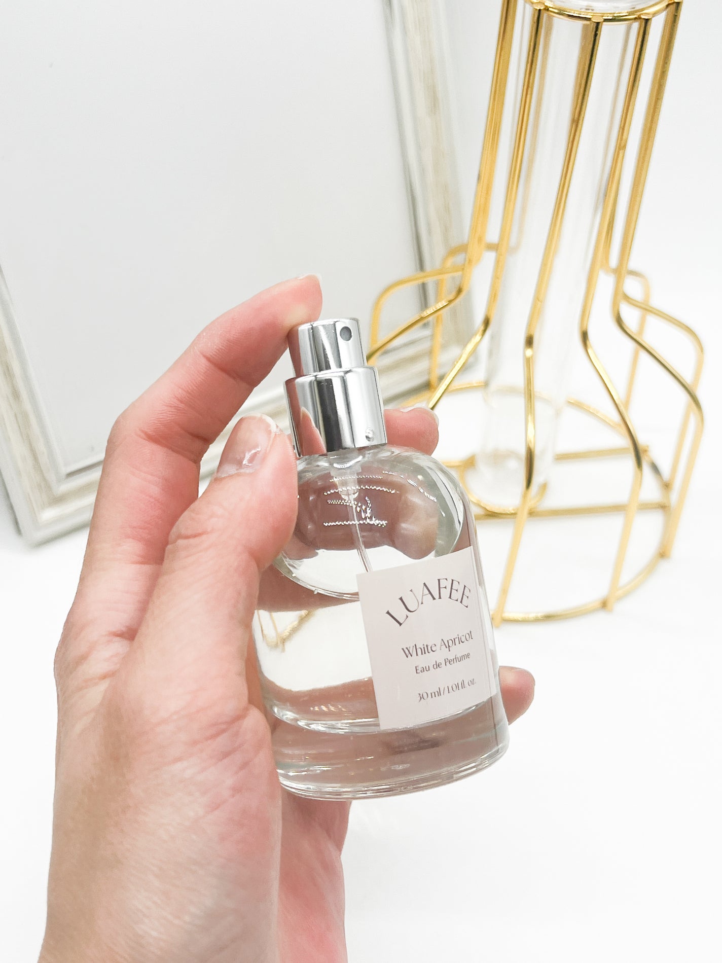 ホワイトアプリコット/LUAFEE/香水(レディース)を使ったクチコミ(3枚目)