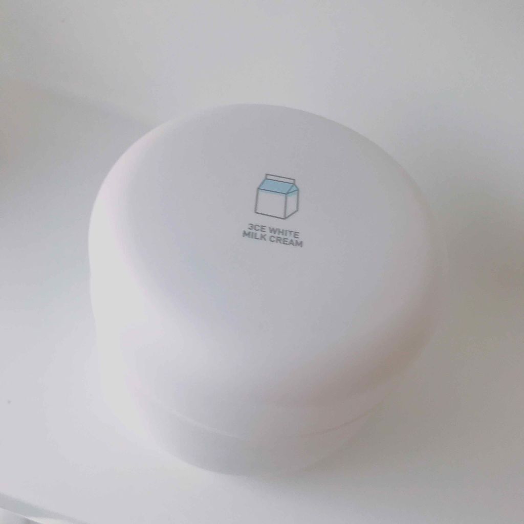 WHITE MILK CREAM/3CE/フェイスクリームを使ったクチコミ（1枚目）