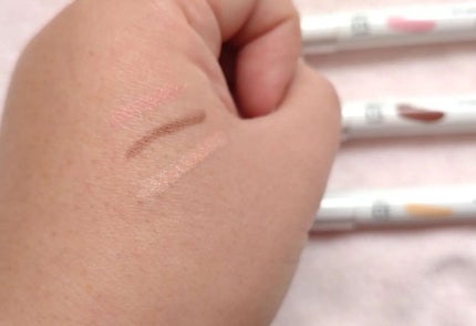 エミ✿投稿ある方フォロバ100 on LIPS 「ジョイココAiryEYEShadow使用させて頂きました💕..」(4枚目)