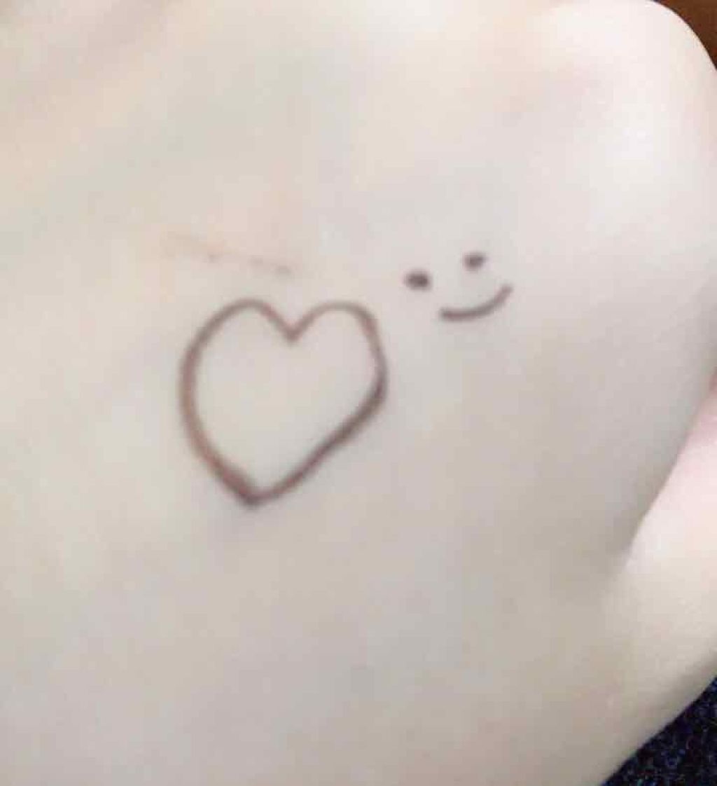 モテライナー リキッド/UZU BY FLOWFUSHI/リキッドアイライナーを使ったクチコミ（1枚目）