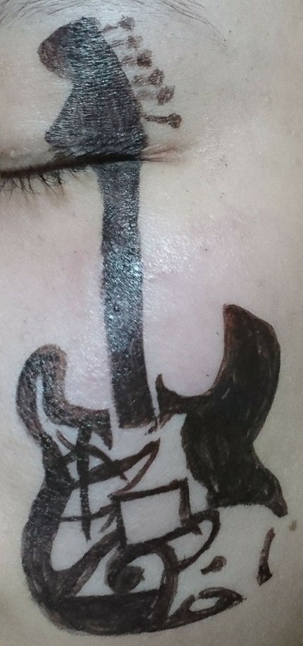 モテライナー リキッド/UZU BY FLOWFUSHI/リキッドアイライナーを使ったクチコミ(2枚目)