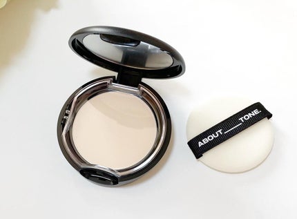 ブラーパウダーパクト/ABOUT TONE/プレストパウダーを使ったクチコミ(3枚目)