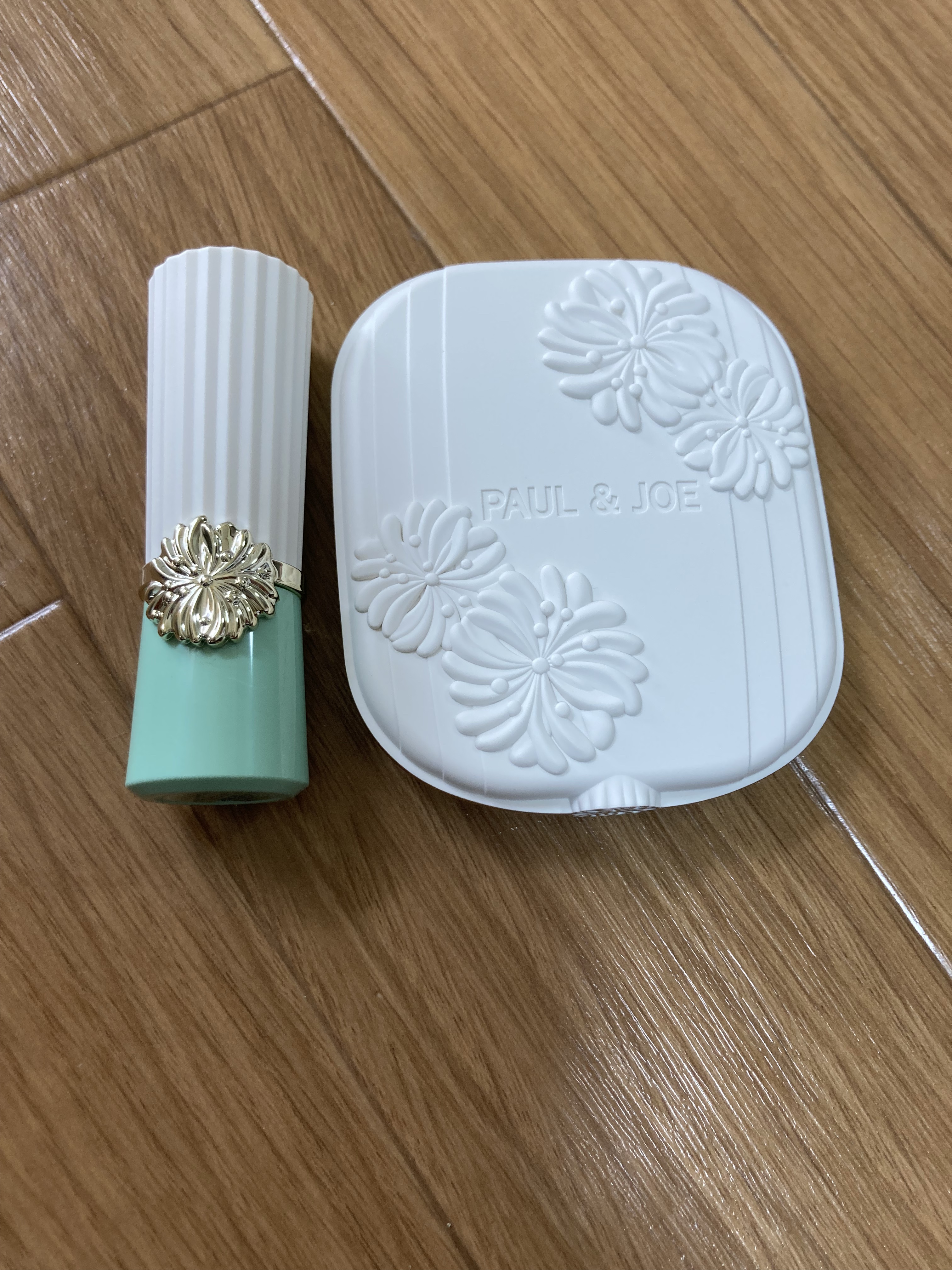 リップスティック/PAUL & JOE BEAUTE/口紅を使ったクチコミ（2枚目）