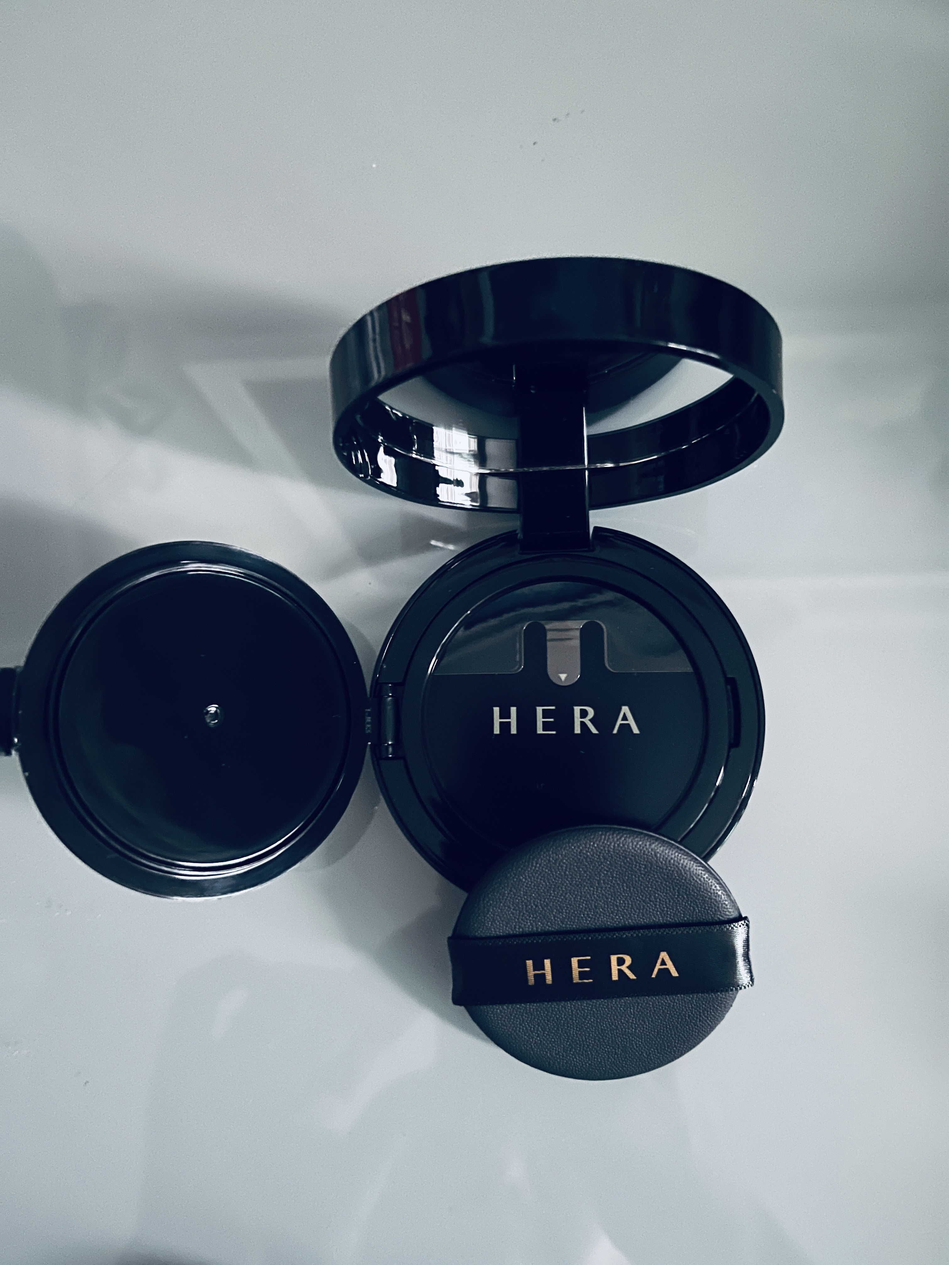 ブラック クッション/HERA/クッションファンデーションを使ったクチコミ（2枚目）