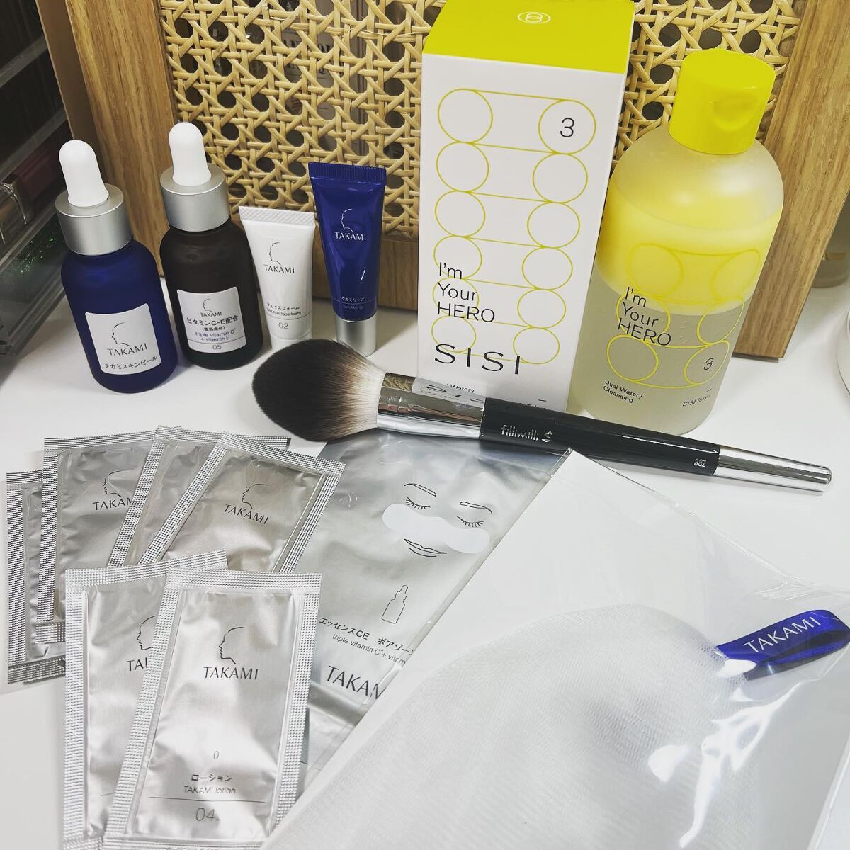 アイムユアヒーロー/SISI/クレンジングウォーターを使ったクチコミ（1枚目）