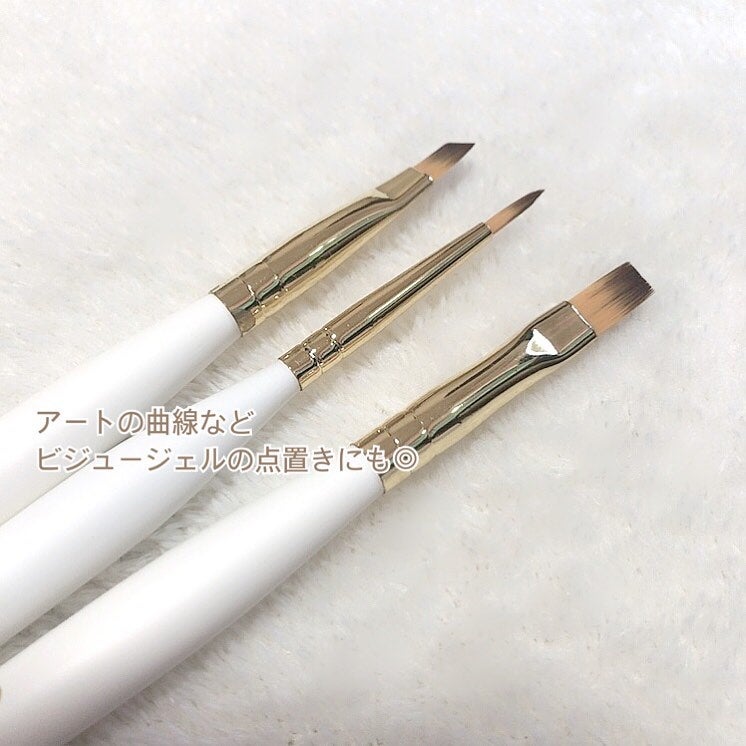 Yunacosme0134💄 on LIPS 「初心者にも使いやすい⸝⋆
「Claraジェルネイルブラシセット..」(3枚目)