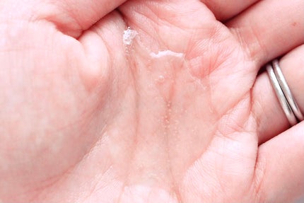 カームナイトリペアシャンプー/トリートメント/YOLU/市販シャンプーを使ったクチコミ(4枚目)