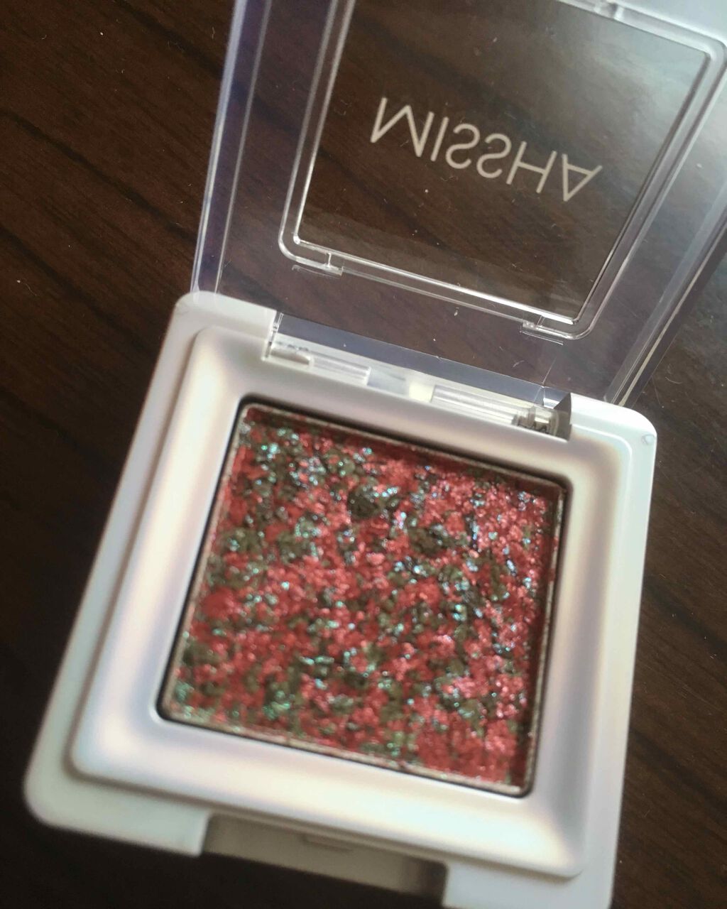 グリッタープリズム シャドウ/MISSHA/グリッターを使ったクチコミ（2枚目）