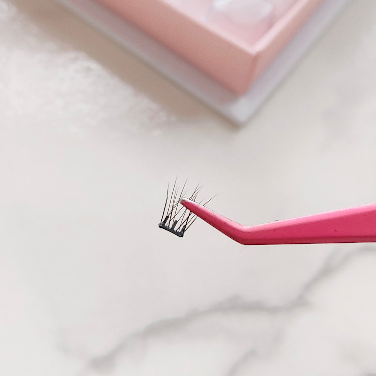 nanahoshi on LIPS 「グルー(接着剤)のいらないつけまつ毛、オーリオシングルをお試し..」(5枚目)