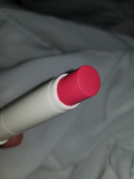 innisfree グロー ティント スティックのクチコミ「初めて投稿します
このカラーは 韓国で1番人気らしいです
02番のカラーになってます
.....」(2枚目)