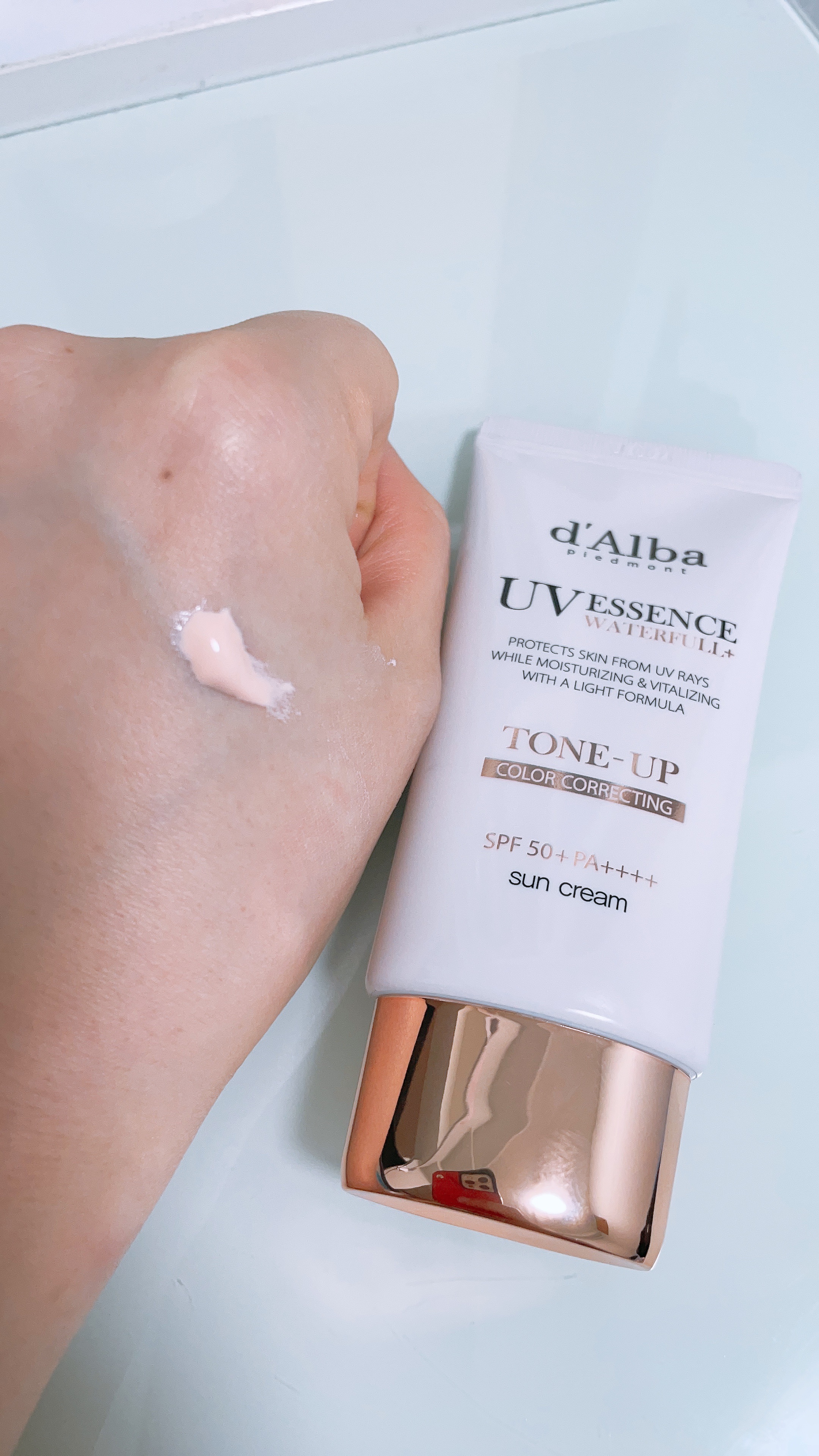 ウォータフルトーンアップサンクリーム/ダルバ/日焼け止めクリームを使ったクチコミ（3枚目）