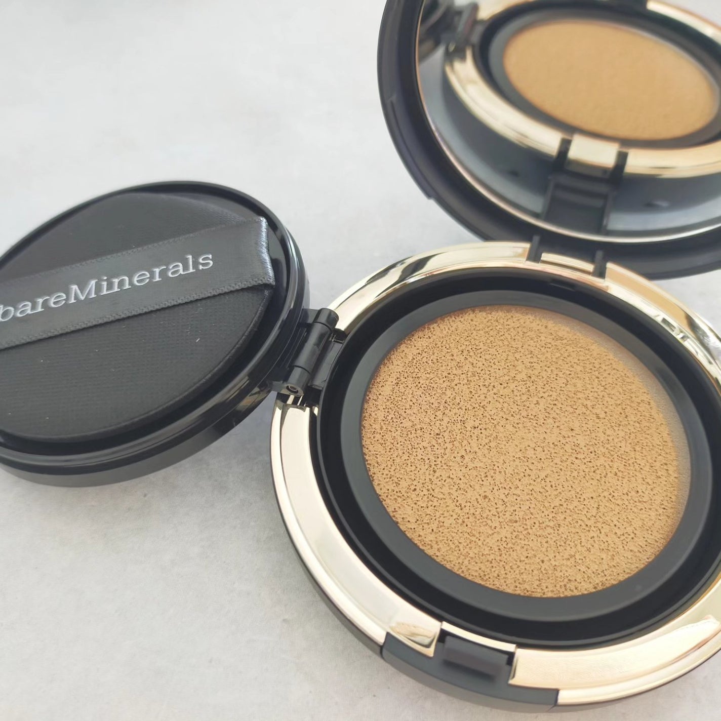 オリジナル ピュア セラム カバーアップ クッション/bareMinerals/クッションファンデーションを使ったクチコミ(4枚目)