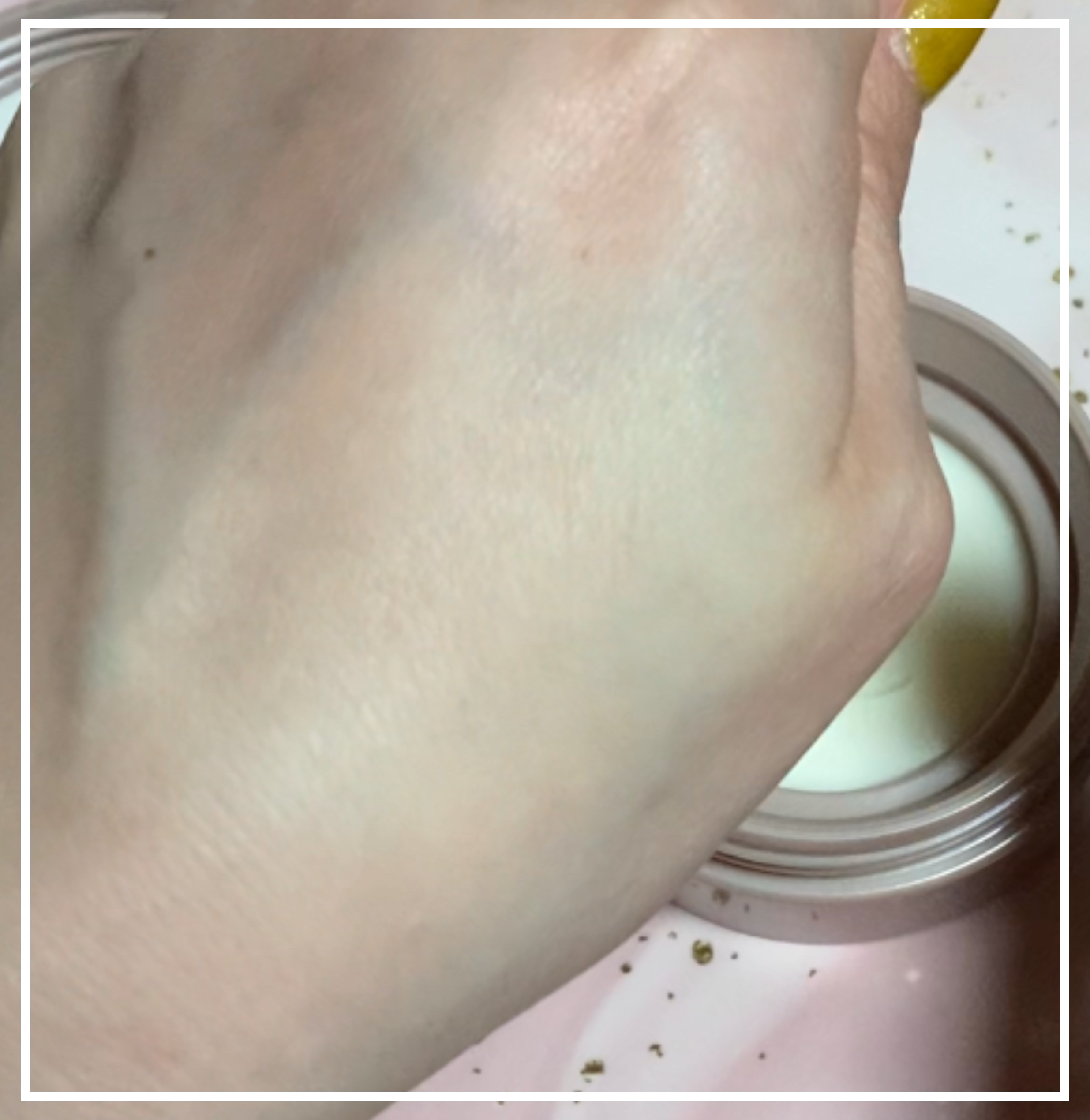 ８x４ デオドラントパテ【医薬部外品】/８ｘ４/デオドラント・制汗剤を使ったクチコミ（3枚目）