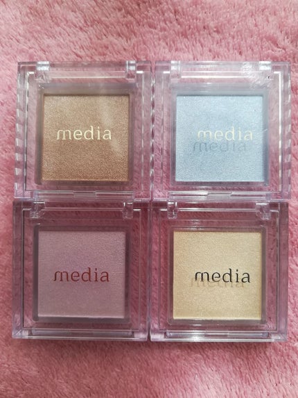 ブライトアップアイシャドウ/media/単色アイシャドウを使ったクチコミ(1枚目)
