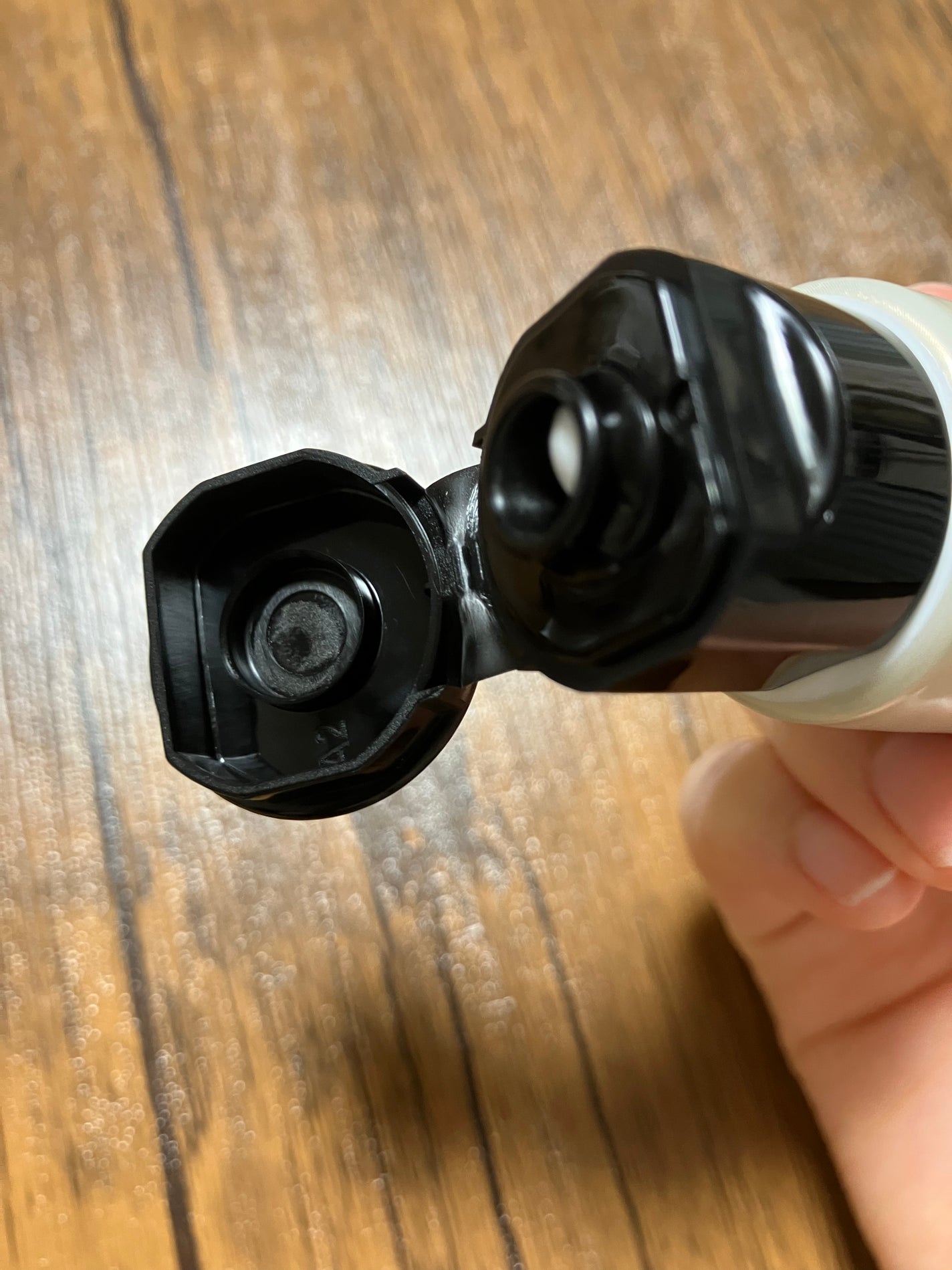 歯磨き堂 薬用ホワイトニングペースト プレミアム/歯磨き堂/歯磨き粉を使ったクチコミ(2枚目)