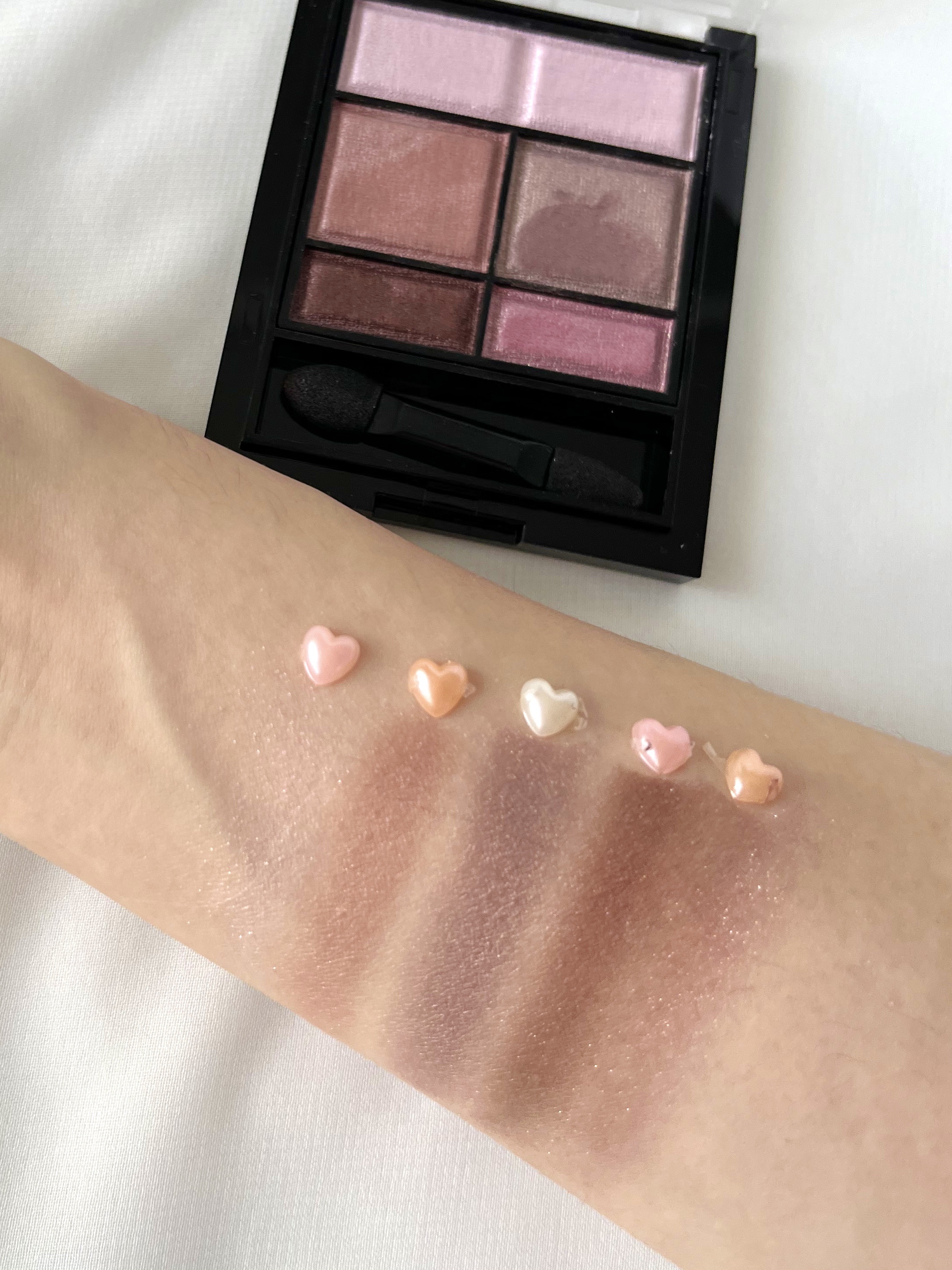 ワンダー スウィート アイシャドウ/リンメル ロンドン/アイシャドウパレットを使ったクチコミ（2枚目）