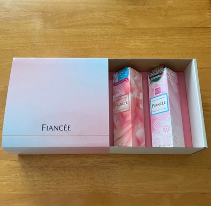 ããã£ãã¹ã ãã¥ã¢ã·ã£ã³ããŒã®éŠããããã±ãŒãžãªãã¥ãŒã¢ã«ã/ãã£ã¢ã³ã»/éŠæ°Ž(ã¬ãã£ãŒã¹)ã䜿ã£ãã¯ãã³ãïŒ5æç®ïŒ