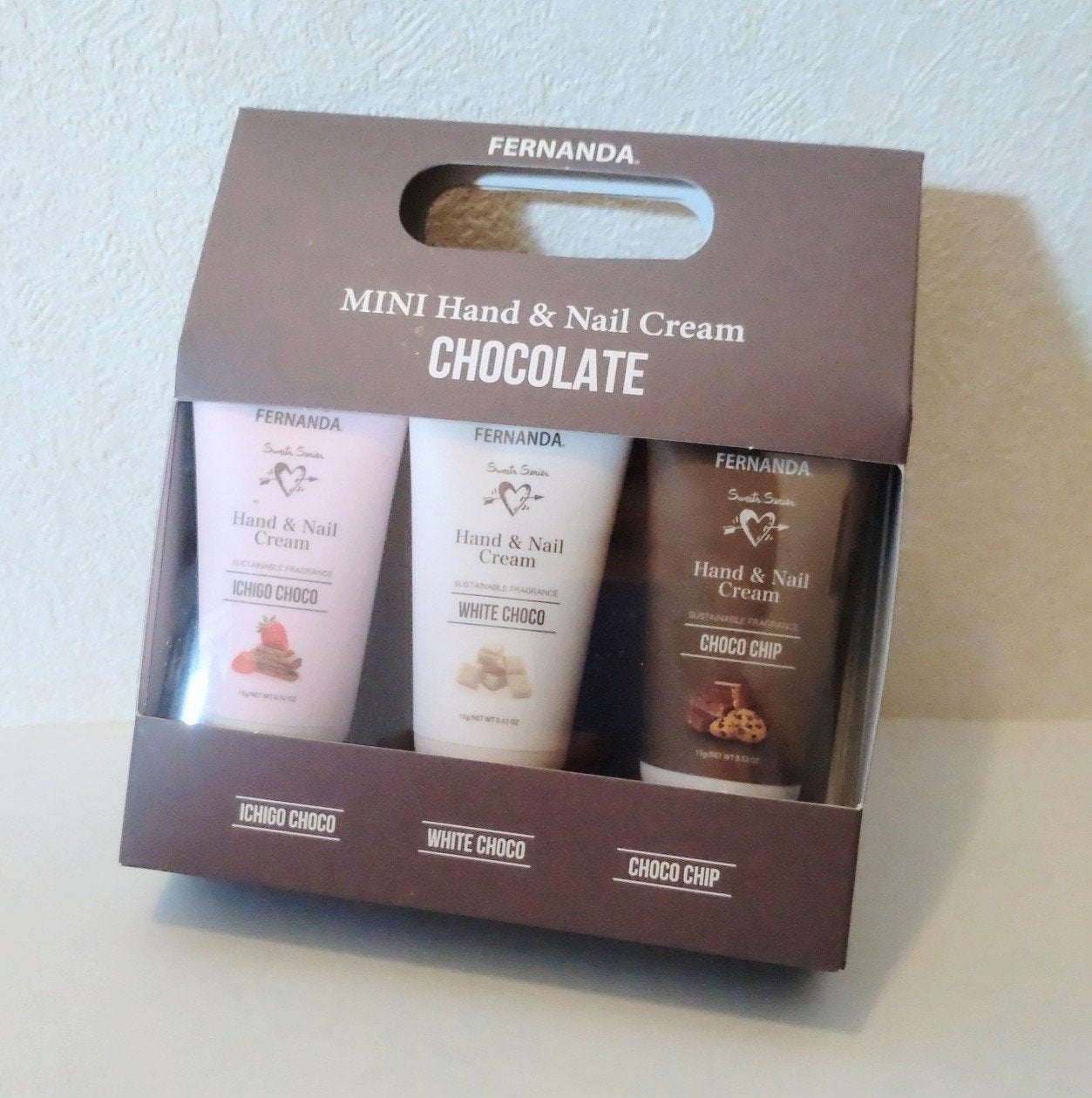 チョコレートコレクション ハンド&ネイルクリームセット/フェルナンダ/スキンケアキットを使ったクチコミ(2枚目)