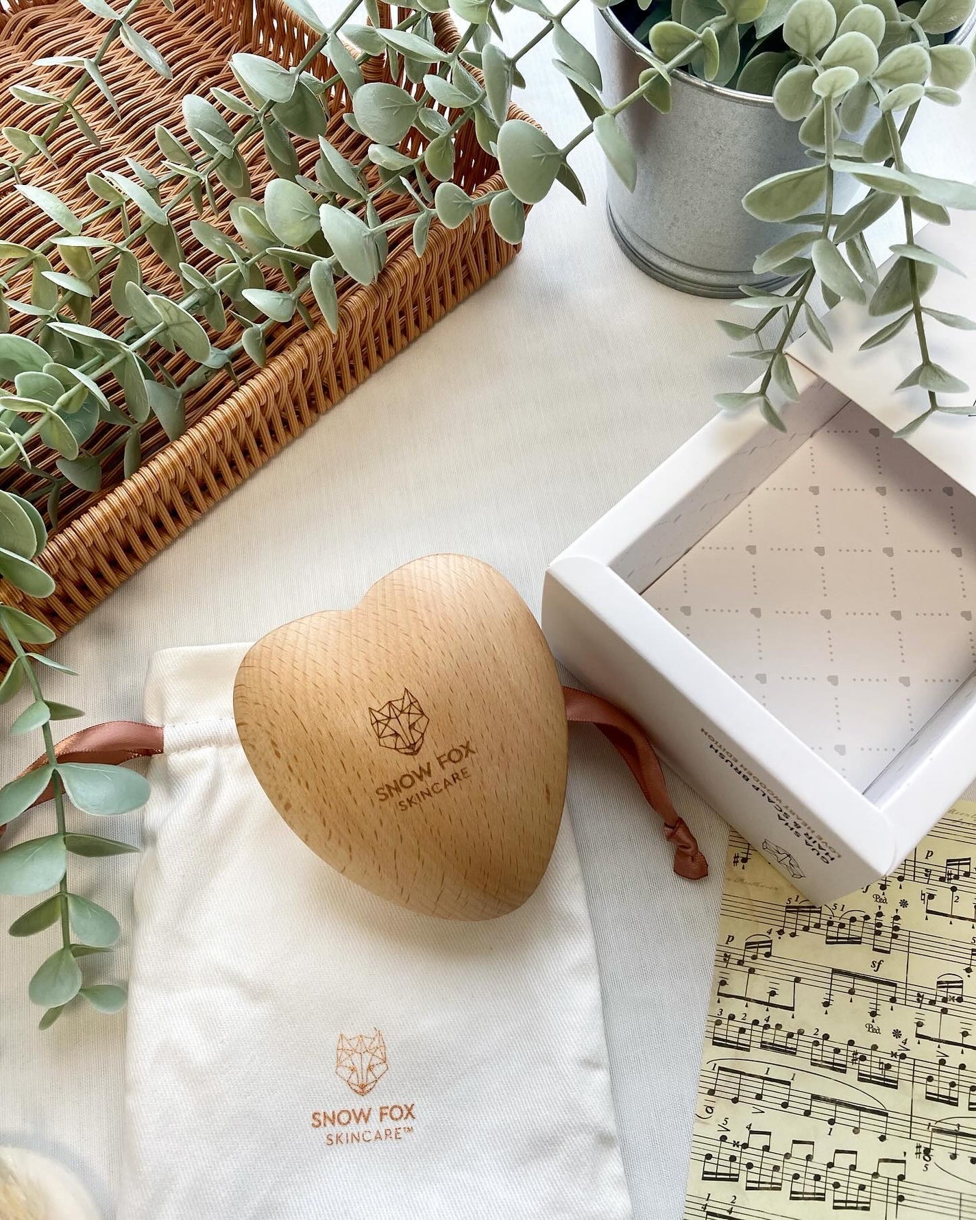 プレミアム FOX カッサ ウッド ミニハート ヘアブラシ/SNOW FOX SKINCARE/ヘアブラシを使ったクチコミ(1枚目)