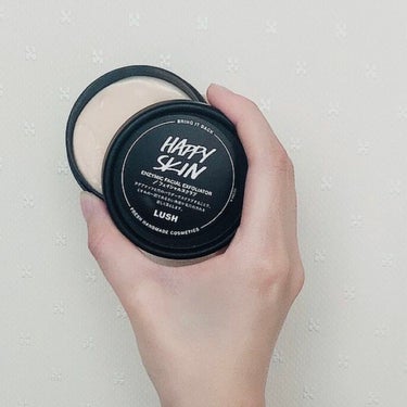 ラッシュ ハッピースキン のクチコミ「LUSH フェイシャルスクラブ

ハッピースキン


「LUSHを使うのはいつぶりだろうか…….....」（1枚目）