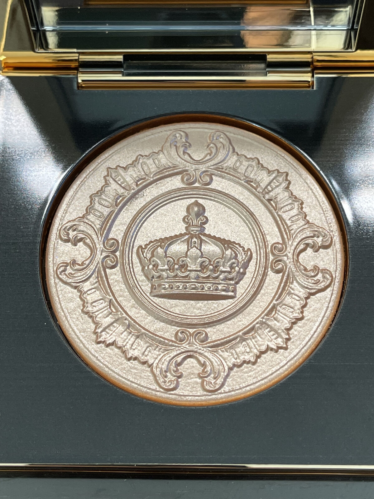 SKIN FETISH: SUBLIME SKIN HIGHLIGHTER/PAT McGRATH LABS/パウダーハイライトを使ったクチコミ（3枚目）