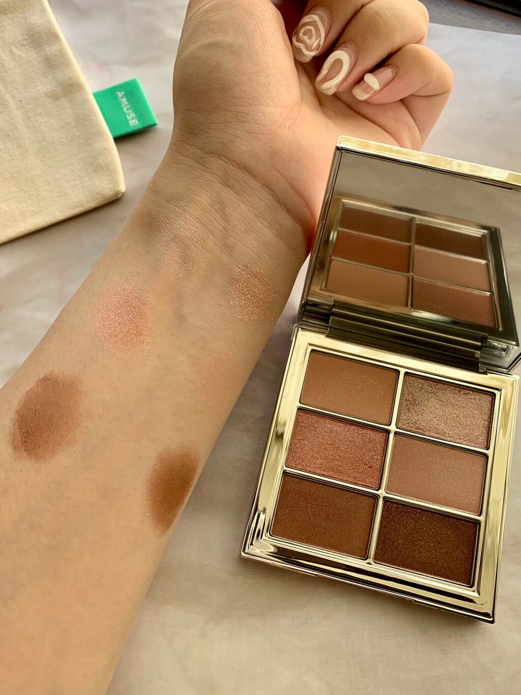 アイ ヴィーガン シアーパレット/AMUSE/アイシャドウパレットを使ったクチコミ(3枚目)