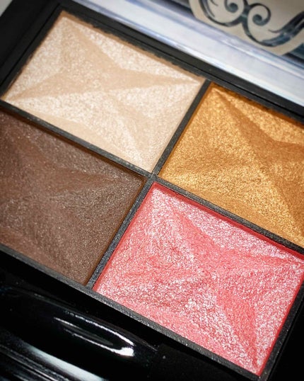 カラフルアイシャドウ/DAISO/アイシャドウパレットを使ったクチコミ(1枚目)