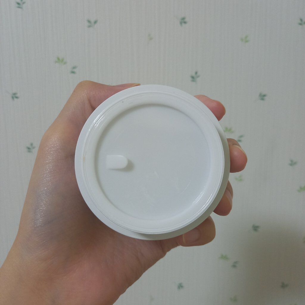 レッツスキン ホワイト ミルククリーム/SHINBEE JAPAN /フェイスクリームを使ったクチコミ（3枚目）