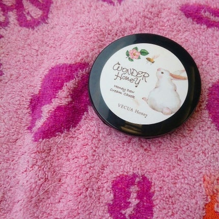 ワンダーハニー 蜜頬白うさぎチーク/VECUA Honey/ジェル・クリームチークを使ったクチコミ(2枚目)