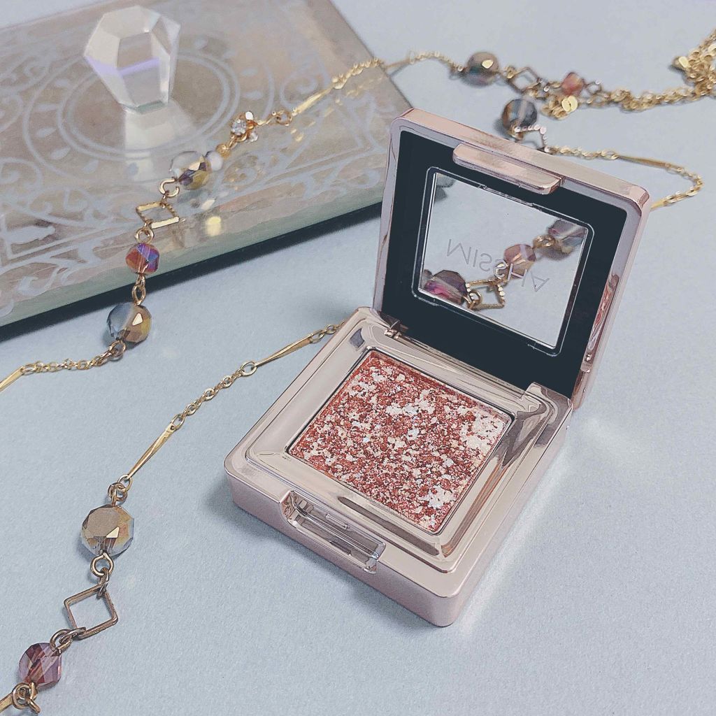 グリッタープリズム シャドウ/MISSHA/グリッターを使ったクチコミ（1枚目）