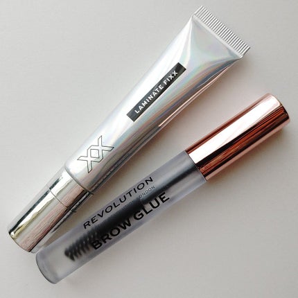 Exrta Hold Brow Glue/MAKEUP REVOLUTION/その他アイブロウを使ったクチコミ(1枚目)