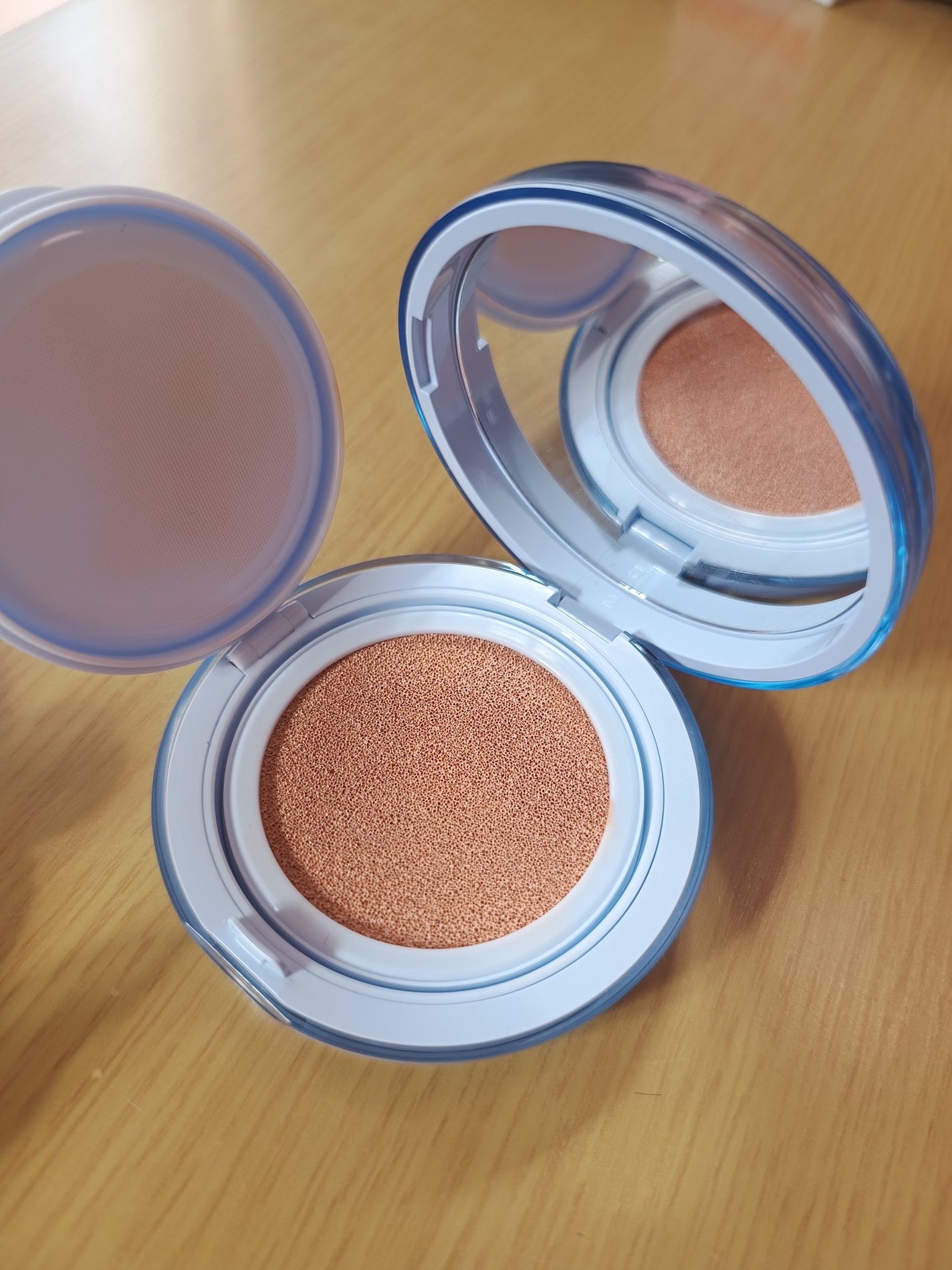 フィー クッションガラス ナチュラル/fwee/クッションファンデーションを使ったクチコミ(3枚目)