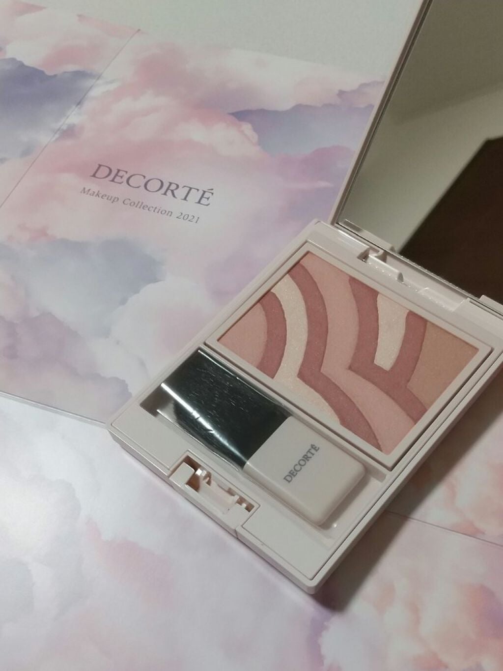 メイクアップ コレクション 2021 /DECORTÉ/メイクアップキットを使ったクチコミ(9枚目)