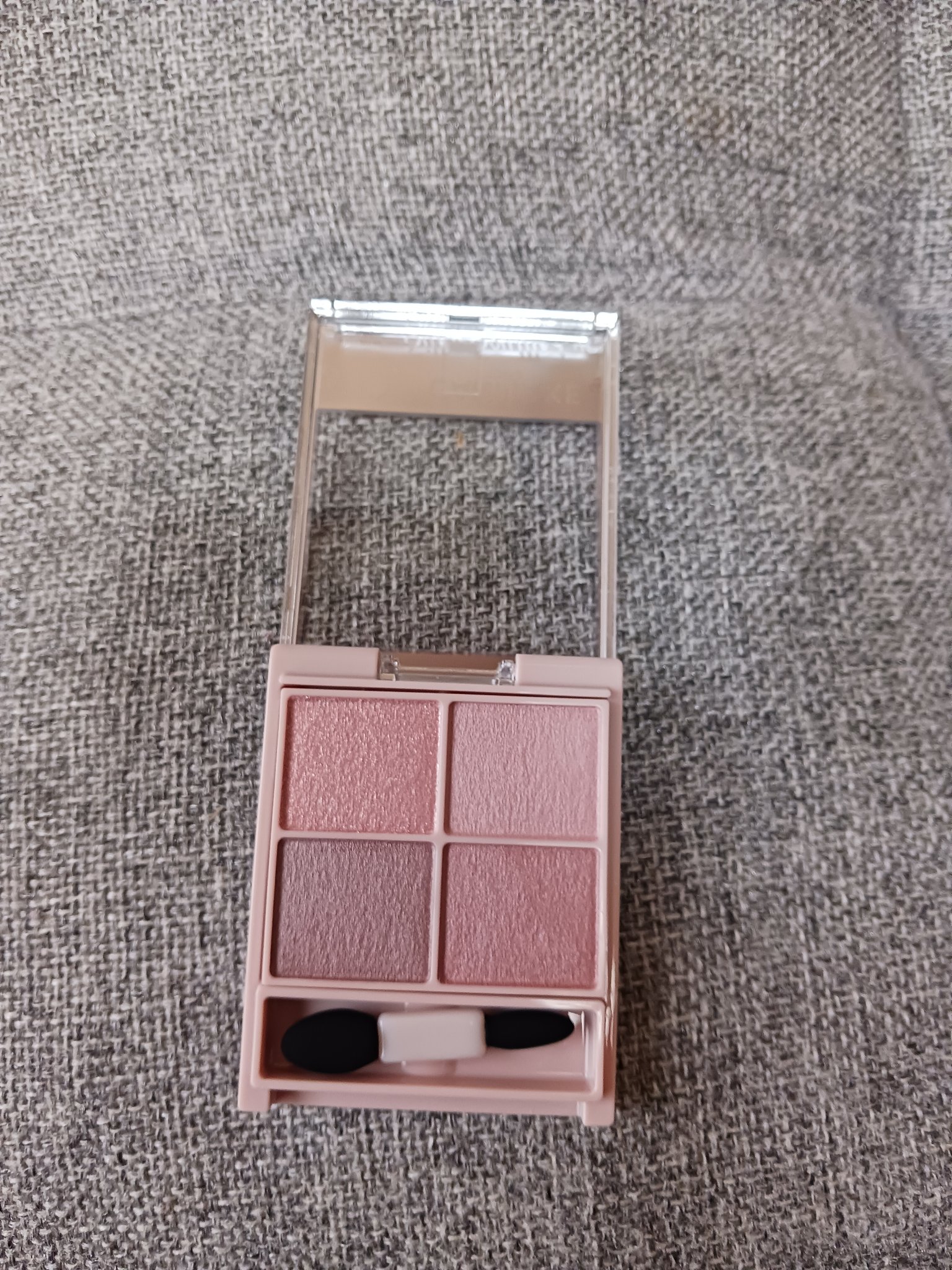 シルキースフレアイズ（マットタイプ）/キャンメイク/アイシャドウパレットを使ったクチコミ（3枚目）