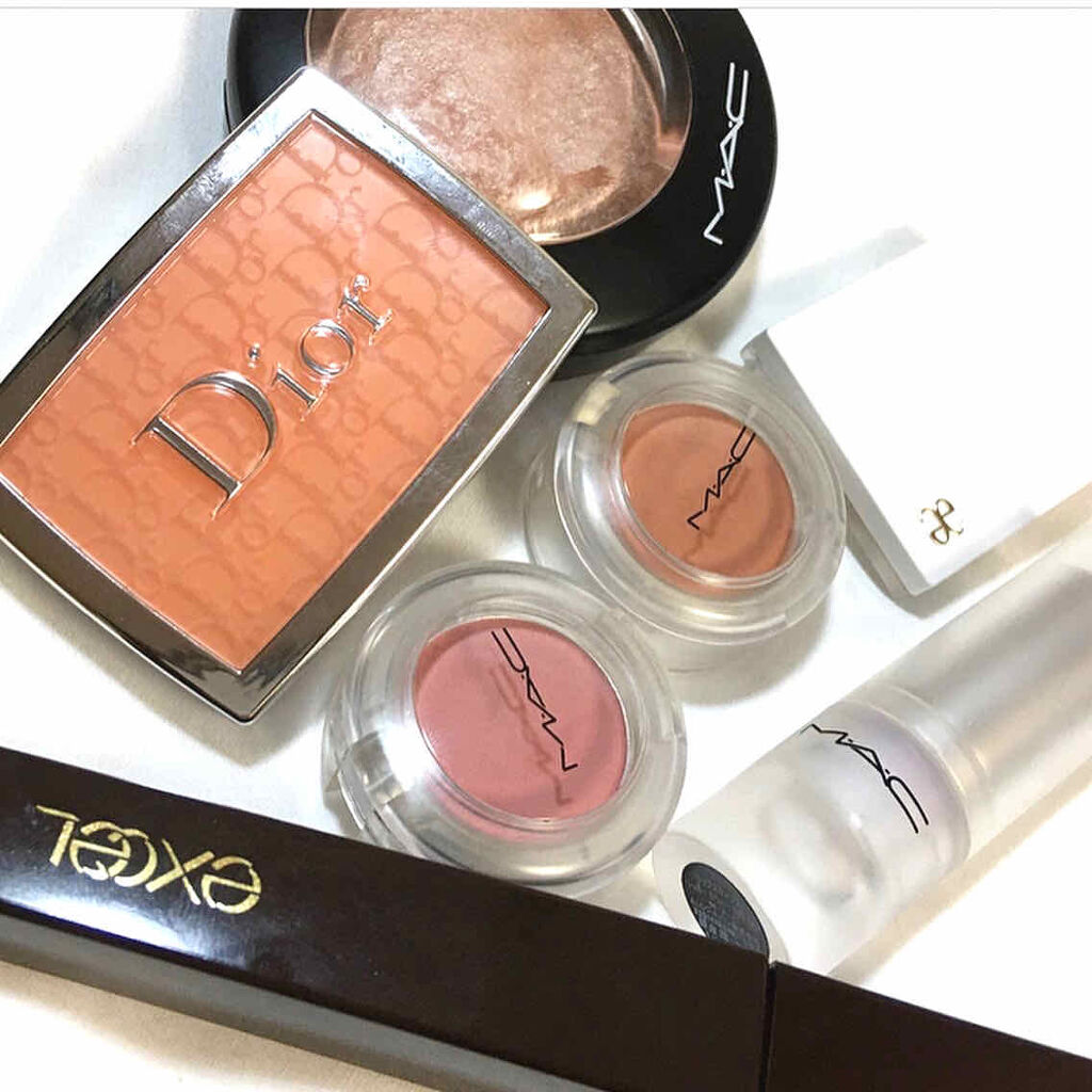 スモール アイシャドウ ペイント バイ アンバー(限定)/M・A・C/単色アイシャドウを使ったクチコミ（1枚目）