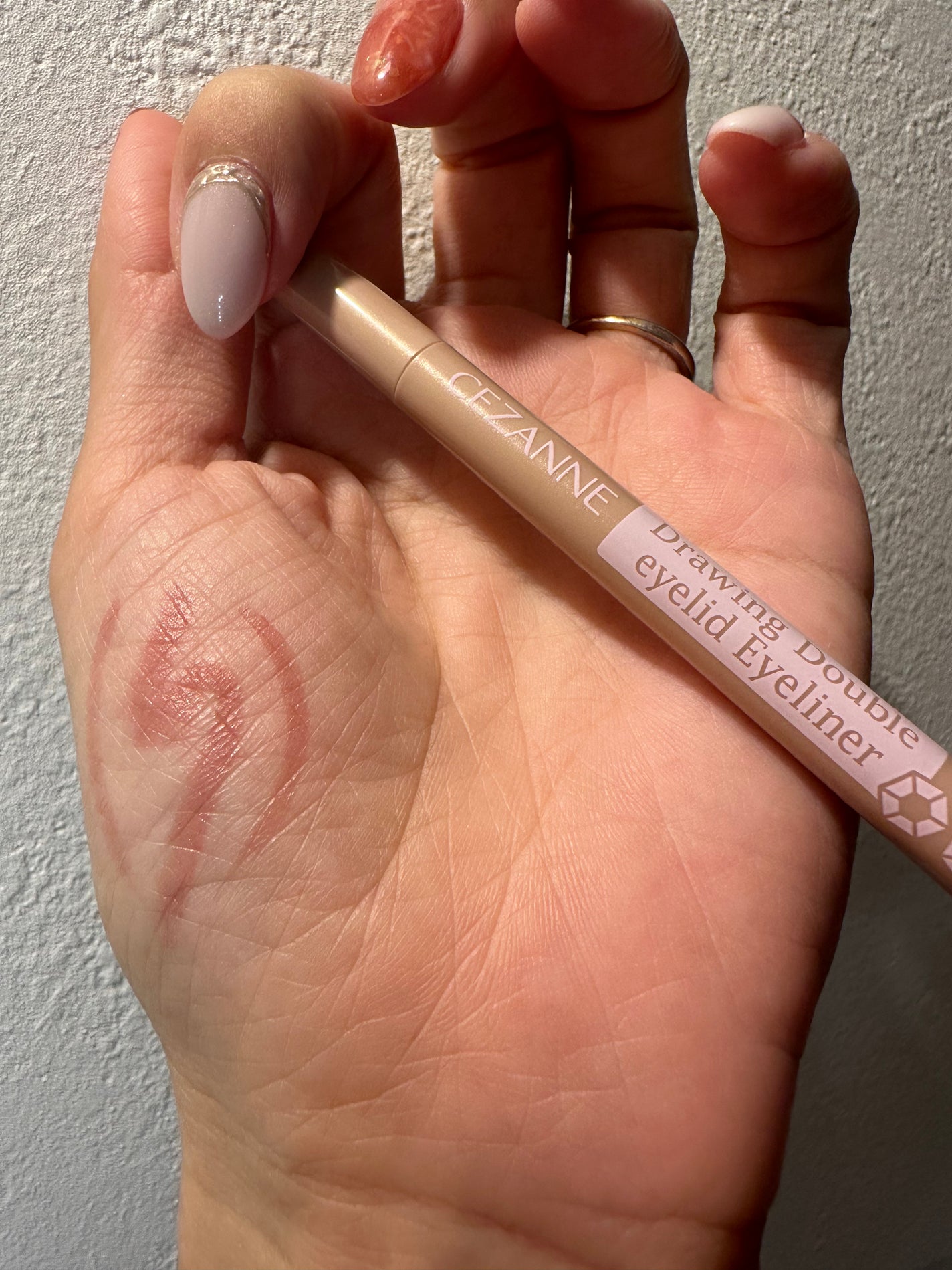描くふたえアイライナー/CEZANNE/リキッドアイライナーを使ったクチコミ(3枚目)