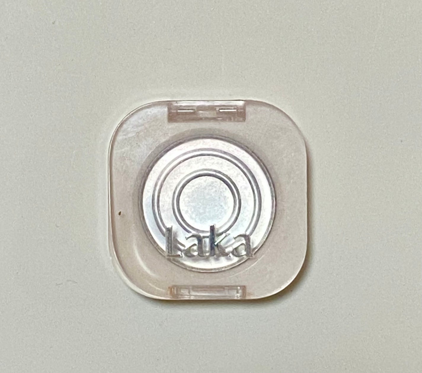 モノアイシャドウ/Laka/単色アイシャドウを使ったクチコミ(1枚目)