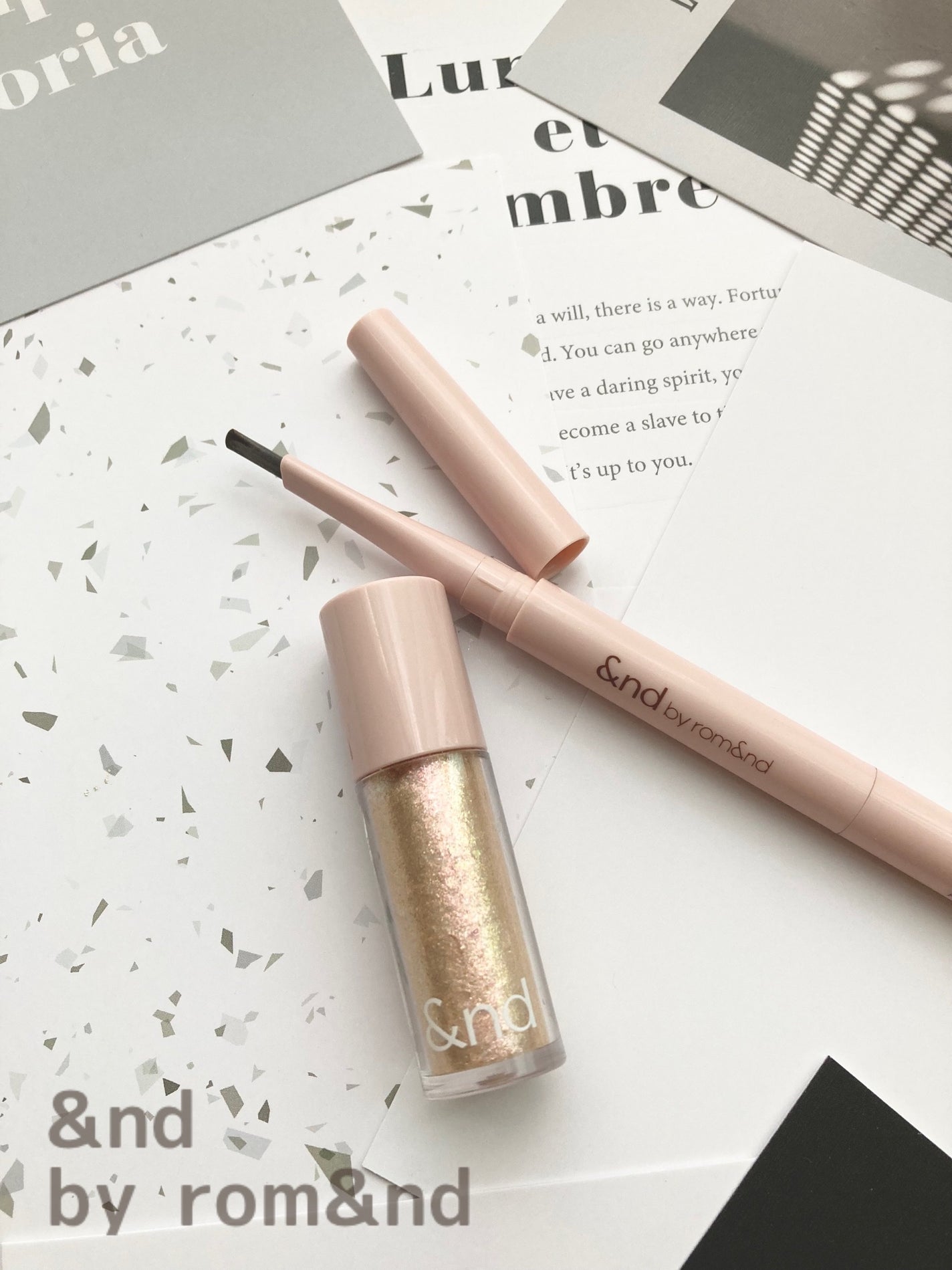 アンドバイロムアンド グラッシーアイグリッター/&nd by rom&nd/グリッターを使ったクチコミ(1枚目)