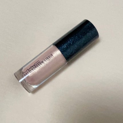 ダズルシャドウ リキッド/M・A・C/リキッドアイシャドウを使ったクチコミ(1枚目)