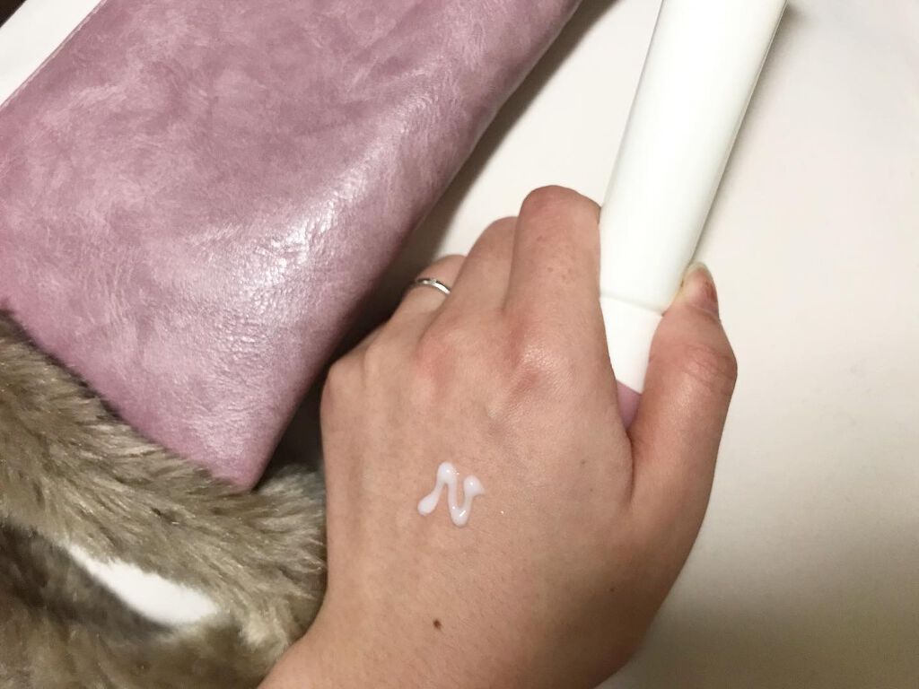 ホワイトロジー エッセンス/エクイタンス/美容液を使ったクチコミ（2枚目）