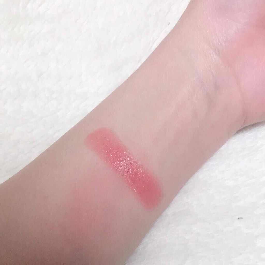 ラスティンググロスリップ/CEZANNE/口紅を使ったクチコミ（2枚目）